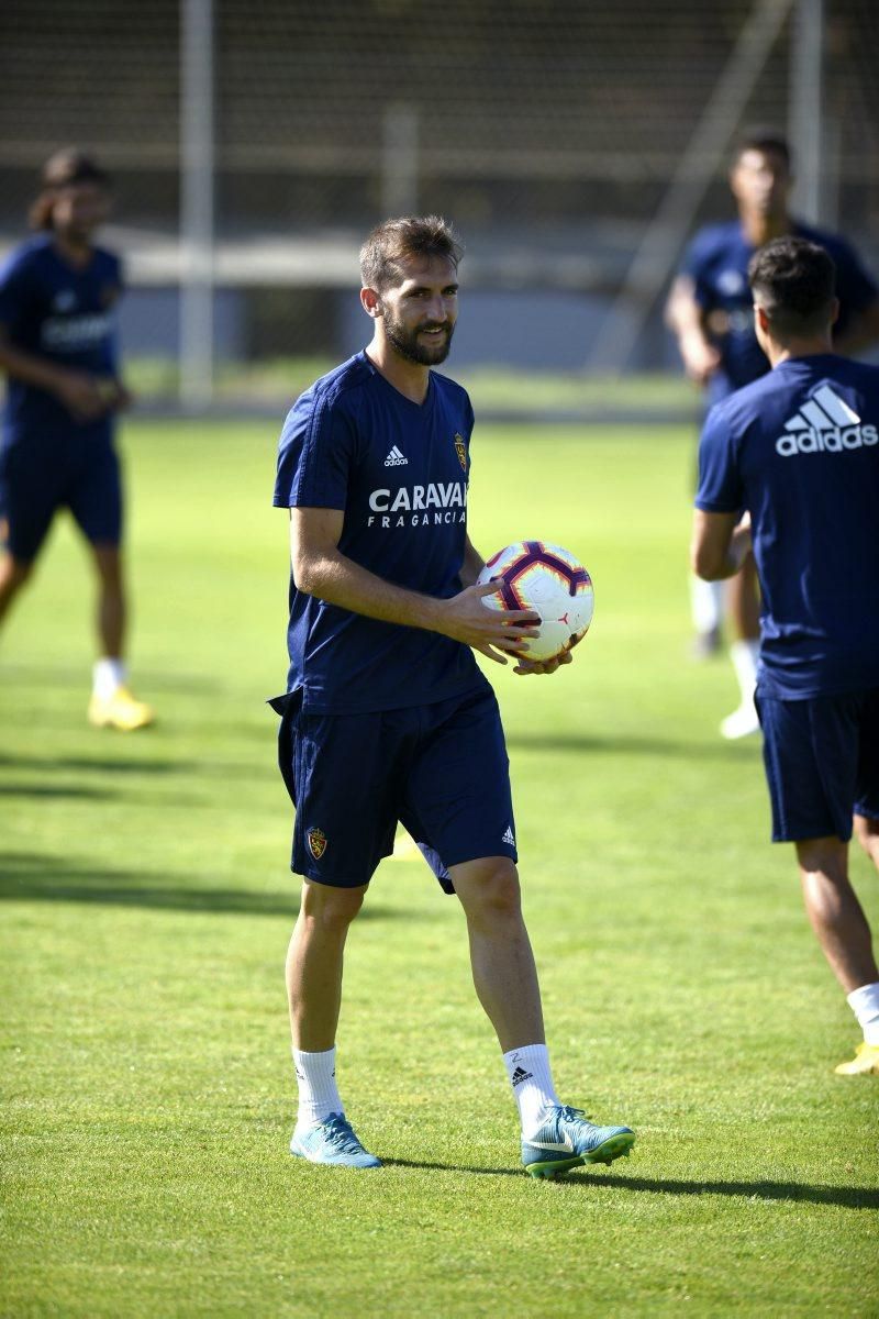 Entrenamiento del Real Zaragoza en la Ciudad Deportiva