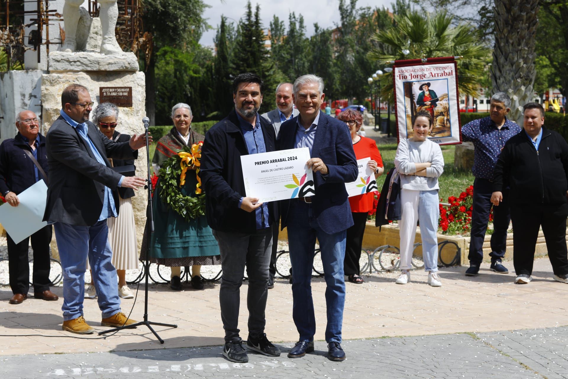 En imágenes | El barrio del Rabal homenajea a sus vecinos ilustres