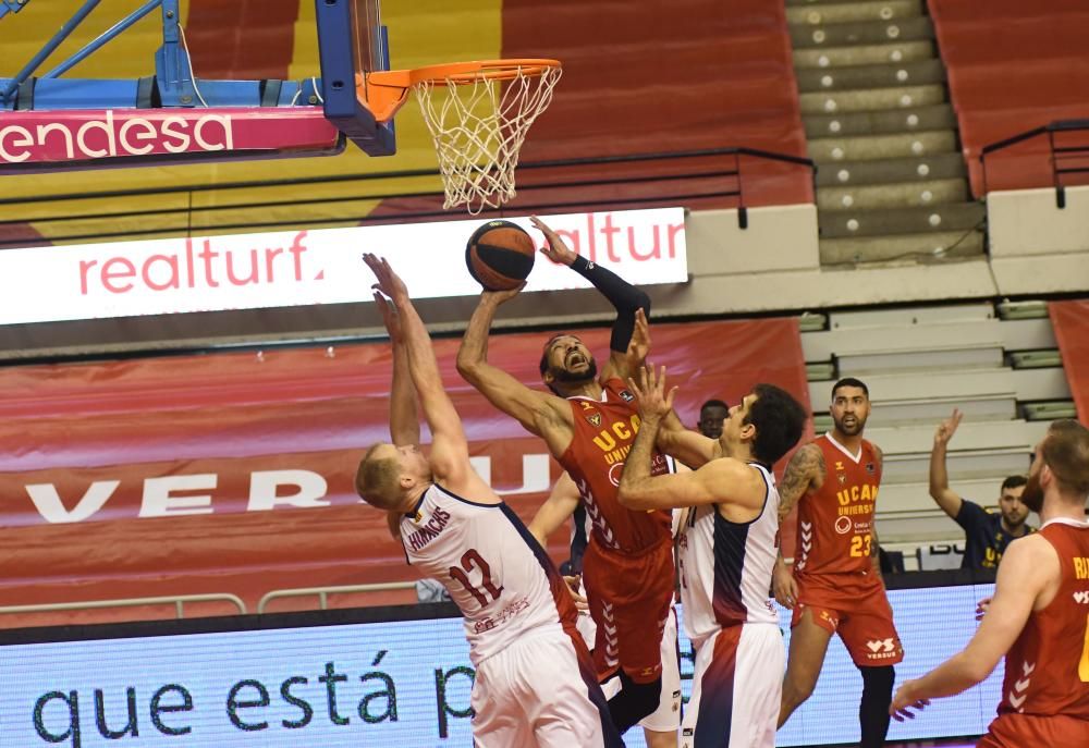 UCAM Murcia - Baxi Manresa