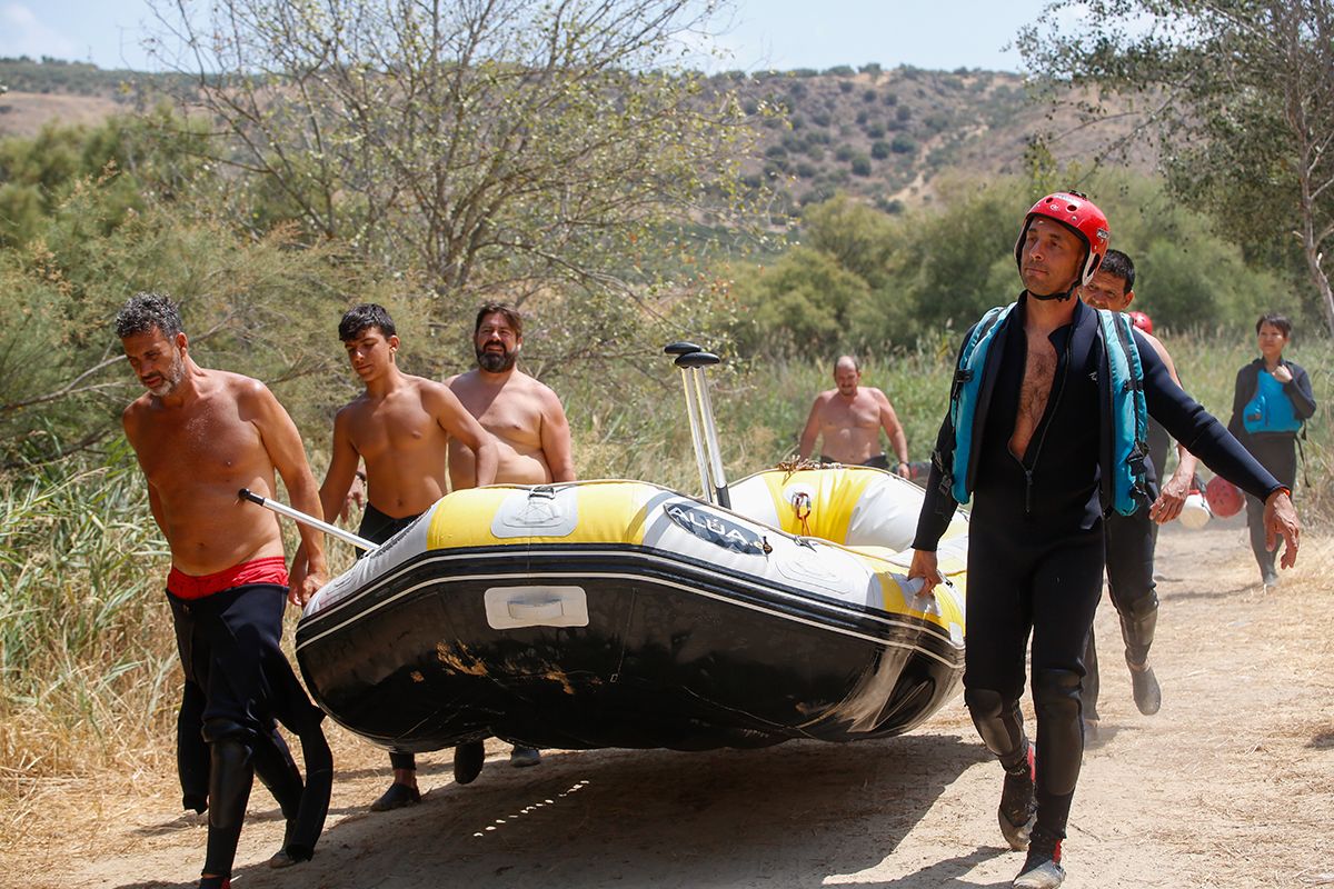 Disfruta del Río a golpe de remo. Rafting en el Río Genil