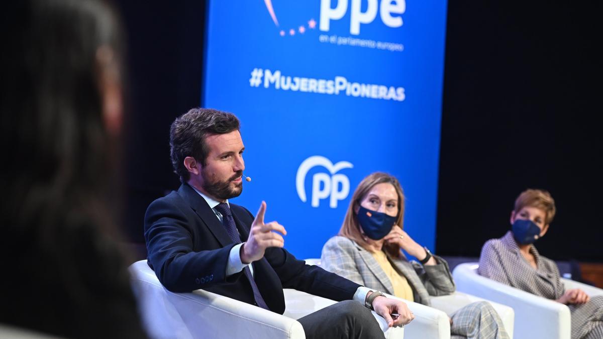 Casado cree que el 8M se ha convertido en "un símbolo de todo lo que se hizo mal el año pasado"