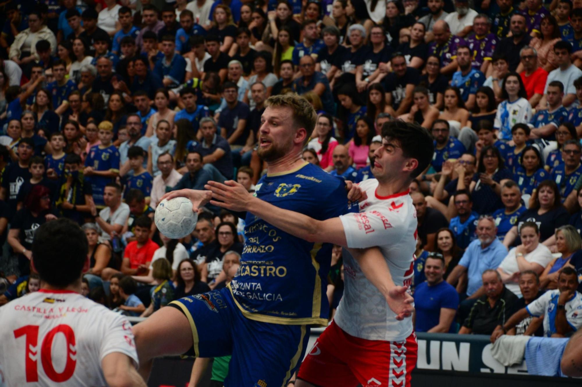 La permanencia del Frigoríficos del Morrazo y la despedida de Moisés Simes