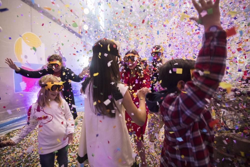 Cientos de niños y niñas disfrutan de Expojove 2019