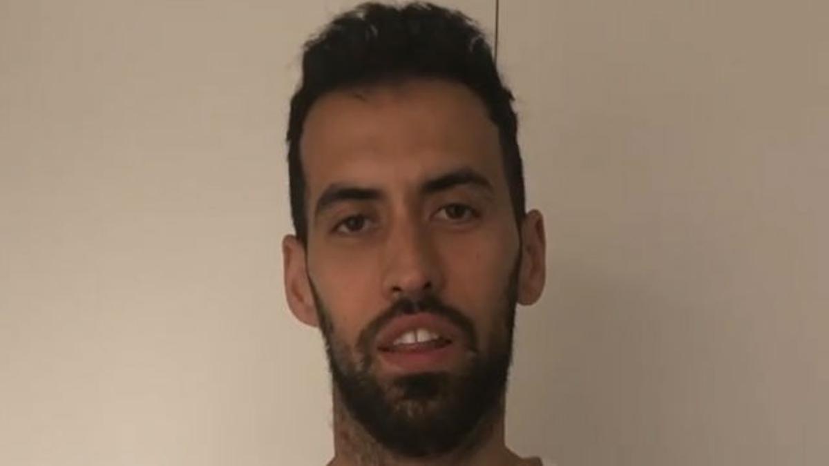 Busquets se une a la campaña solidaria de Cruz Roja