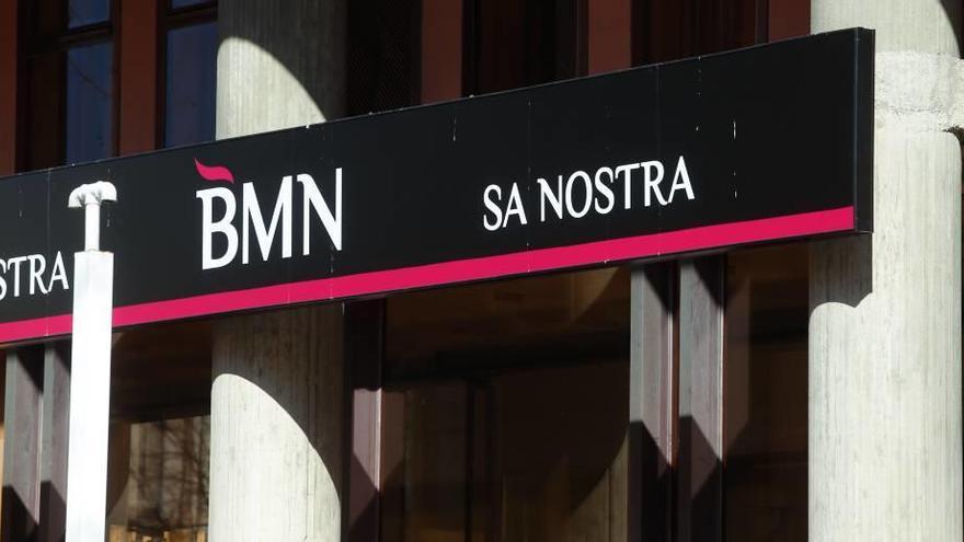 Exterior de una oficina de BMN-Sa Nostra en Palma.