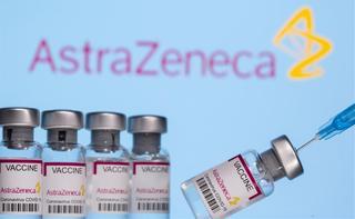 Así es el consentimiento informado para repetir con la vacuna de AstraZeneca: esto es lo que firmas