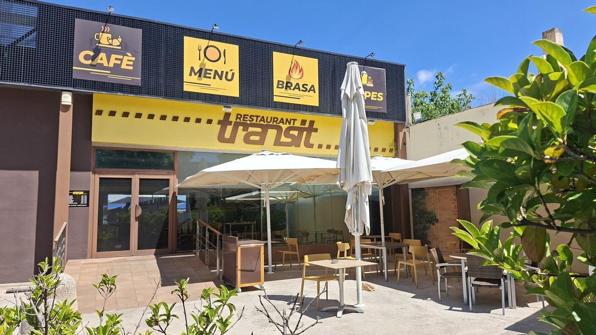 Exterior del restaurant El Trànsit.