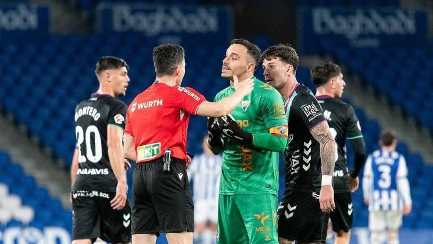 El Málaga CF vuelve a cruzarse con Fuentes Molina y Ávalos Barrera en un historial muy polémico