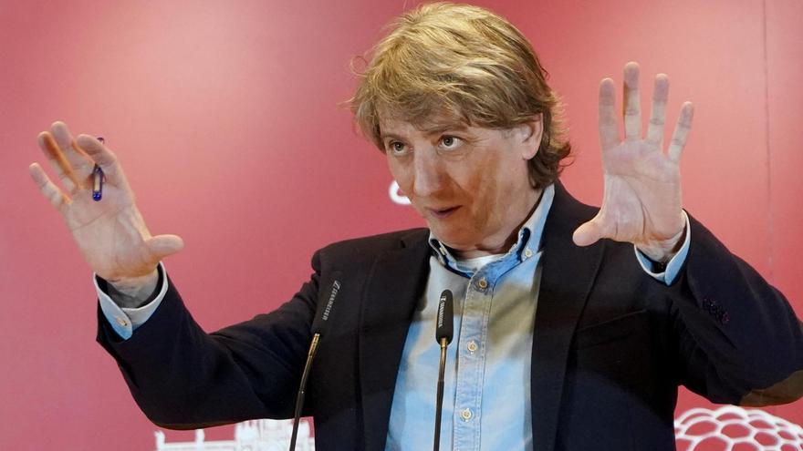 El secretario general del PSCyL, Carlos Martínez, durante su intervención.