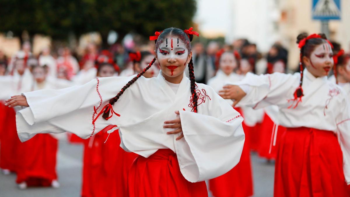 Sant Antoni Y Santa Eulària Celebran Sus Desfiles El Martes