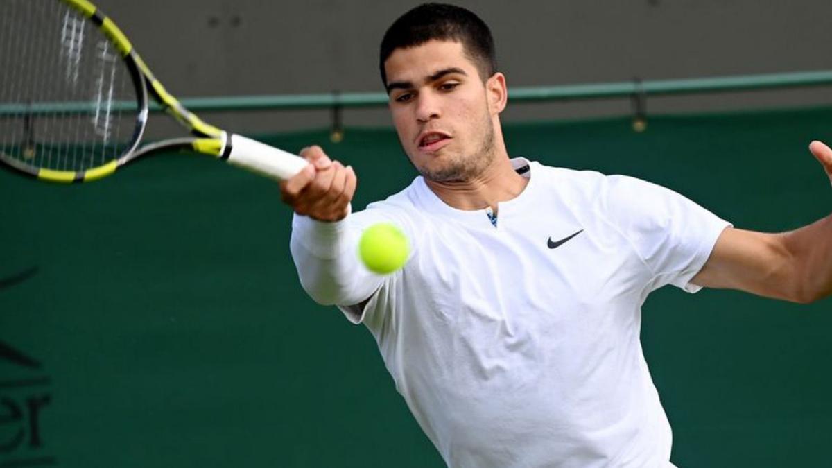 Carlos Alcaraz es planta a quarta ronda de Wimbledon | ANDY RAIN