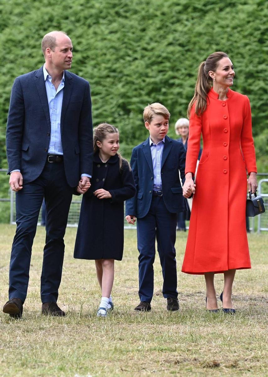 Kate Middleton y el príncipe Guillermo junto a sus hijos George y Charlotte