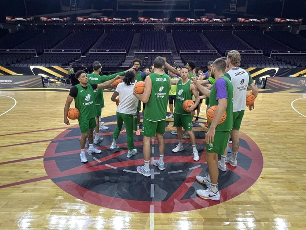 Último entrenamiento del Unicaja en Singapur.