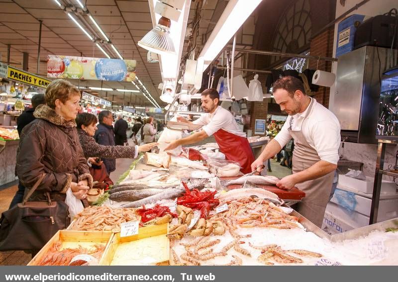 GALERÍA DE FOROS -- Los castellonenses preparan con ilusión la mesa navideña