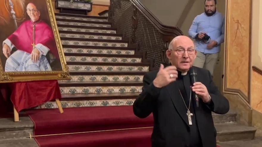 El obispo anuncia al equipo del obispado de Segorbe Castellón que ha presentado su renuncia al Papa al cumplir 75 años