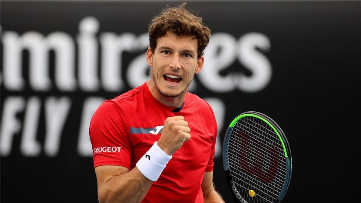 Carreño celebra su victoria ante Nishikori en el Open de Australia 2021