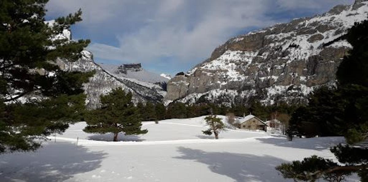El Refugio de Gabardito, en el Parque Natural de los Valles Occidentales.