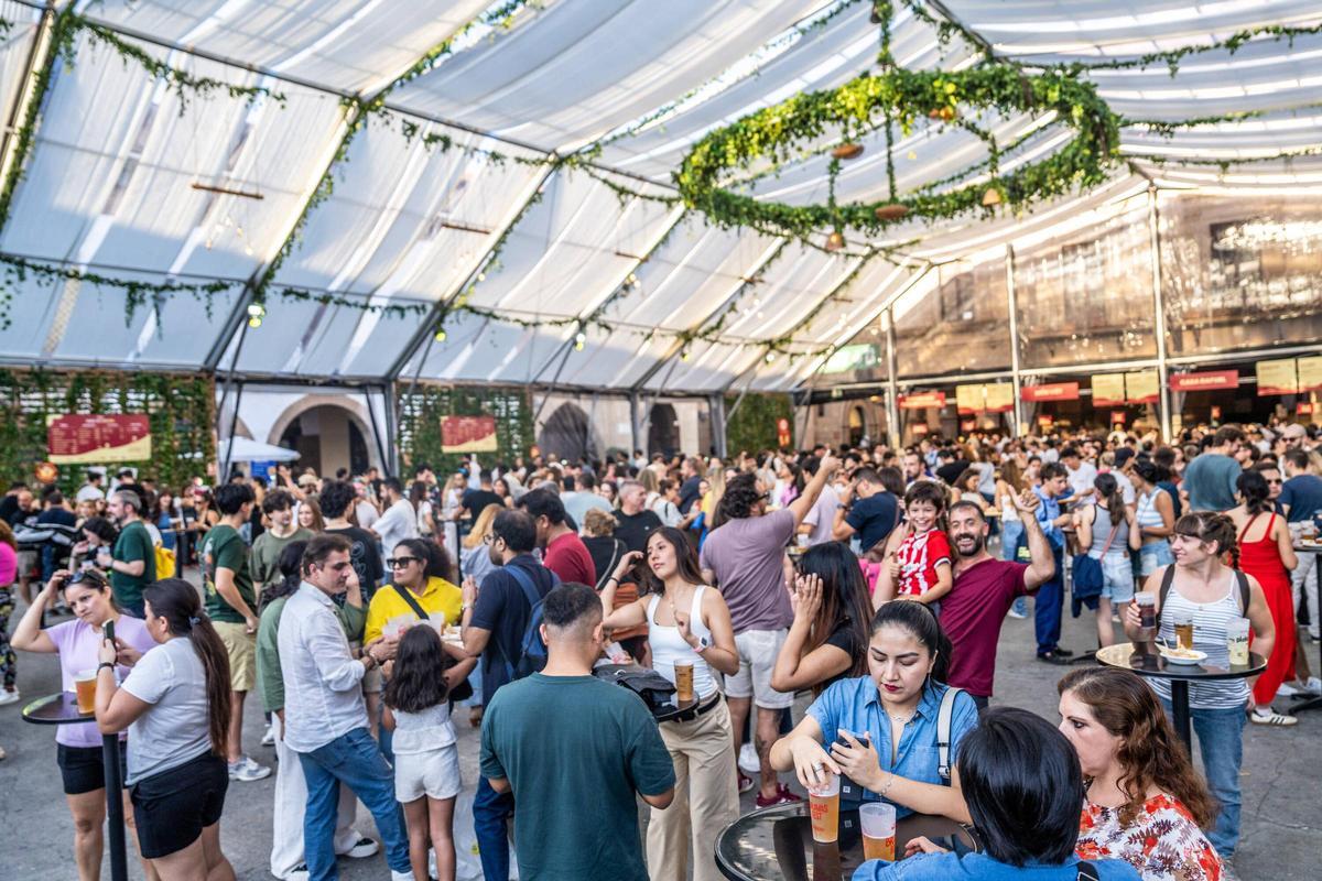 Música en el Poble Espanyol