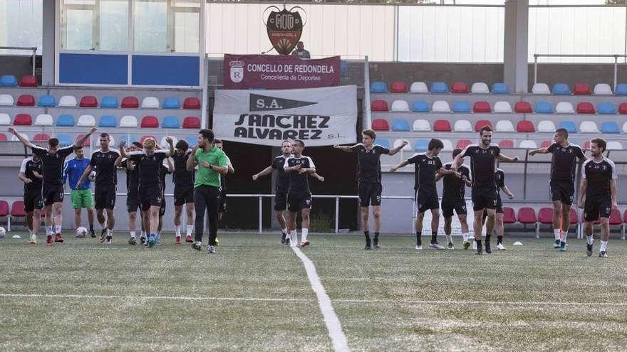 Un instante de la primera sesión de entrenamientos de pretemporada del CD Choco. // Cristina Graña