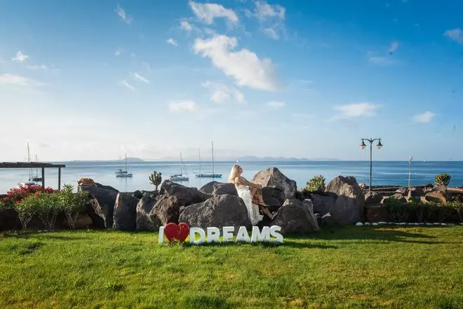 Dreams Lanzarote Playa Dorada: Empieza el año en un hotel en Lanzarote al mejor precio