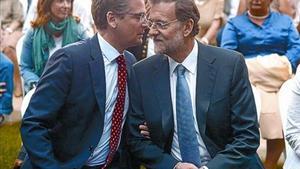 Rajoy amb Basagoiti, ahir, en un acte a Sant Sebastià.