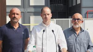 El secretario general del PP catalán, Juan Fernández, junto al vicesecretario de Igualdad del PP, Jaime de los Santos, y el edil en Barcelona, Daniel Sirera.