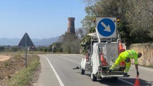 TRabajos de mejora en la carretera T-314 entre Reus y Cambrils (Baix Camp), iniciados esta semana por la Diputació de Tarragona.