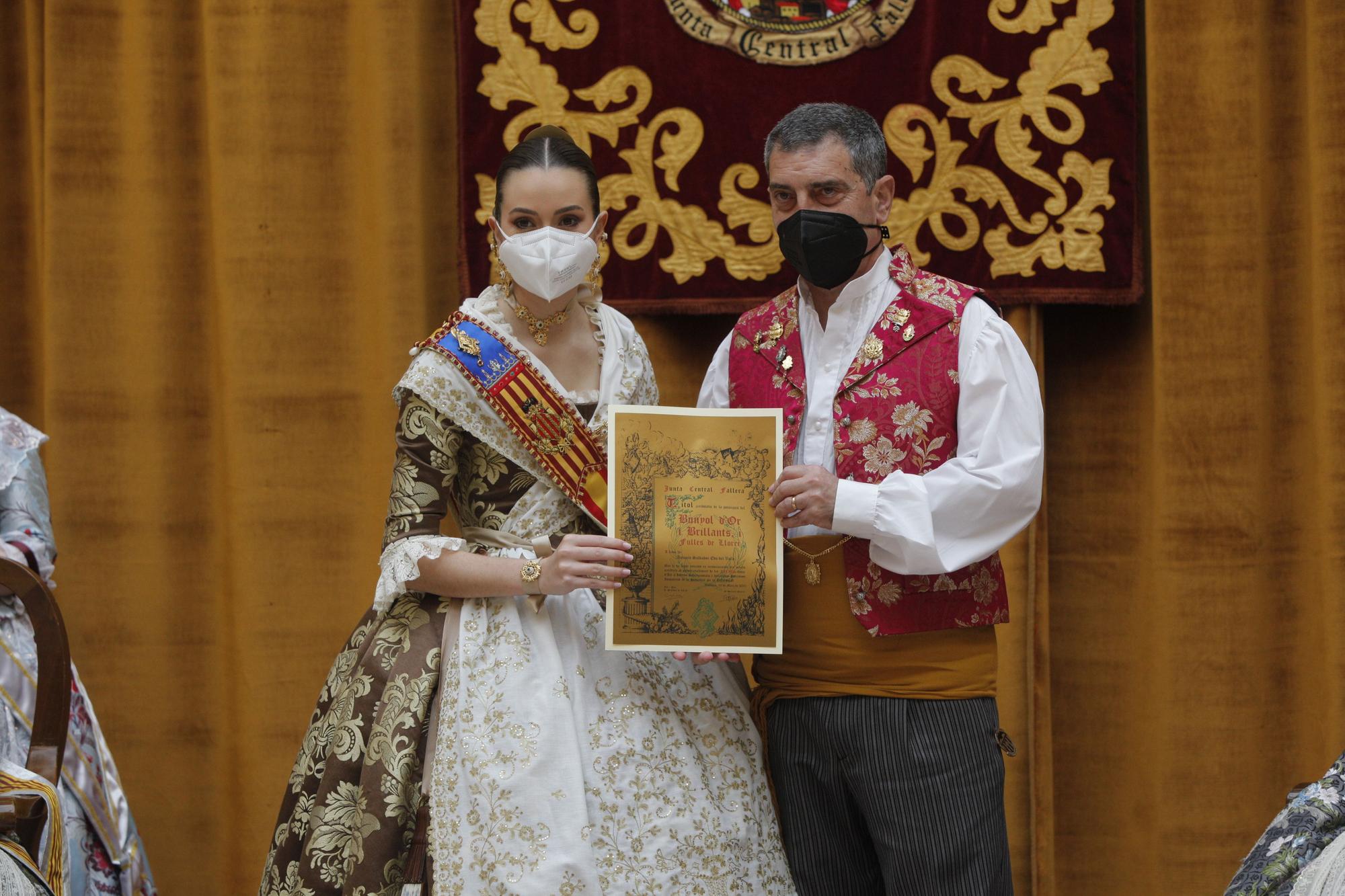 Las dos sesiones de homenaje de "brillants" en las fallas de Jesús