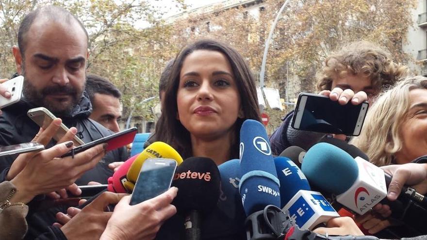 Condenan a la mujer que deseó que &quot;violen en grupo&quot; a Arrimadas