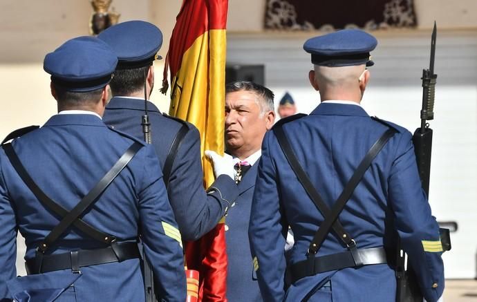 10/12/2019 TELDE.  El Mando Aéreo de Canarias celebra la festividad de Nuestra Señoara del Loreto, Patrona del Ejército del Aire, con imposición de condecoraciones, homenaje alos Caídos y Desfile.  Fotógrafa: YAIZA SOCORRO.  | 10/12/2019 | Fotógrafo: Yaiza Socorro