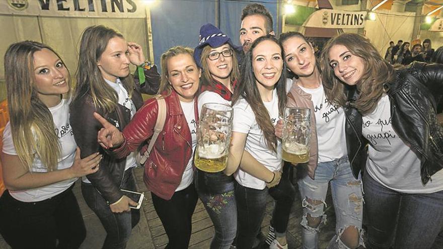 Fiestas temáticas en la Oktoberfest Olé!