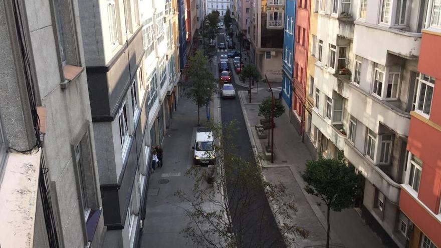 Reapertura del tráfico en la calle Orillamar tras la finalización de las obras.