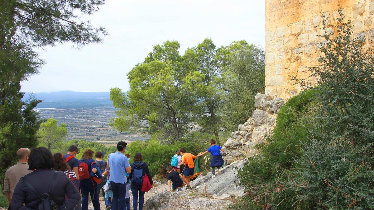 El público puede disfrutar del rico patrimonio histórico a través de rutas.