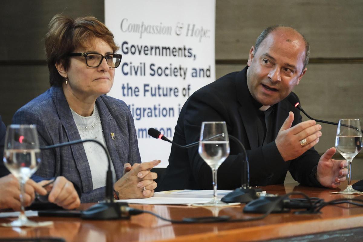 Iglesia, universidades y ONG, juntos por un giro humanista en la gestión de la migración La Laguna Iglesia, universidades y ONG, juntos por un giro humanista en la gestión de la migración La Laguna