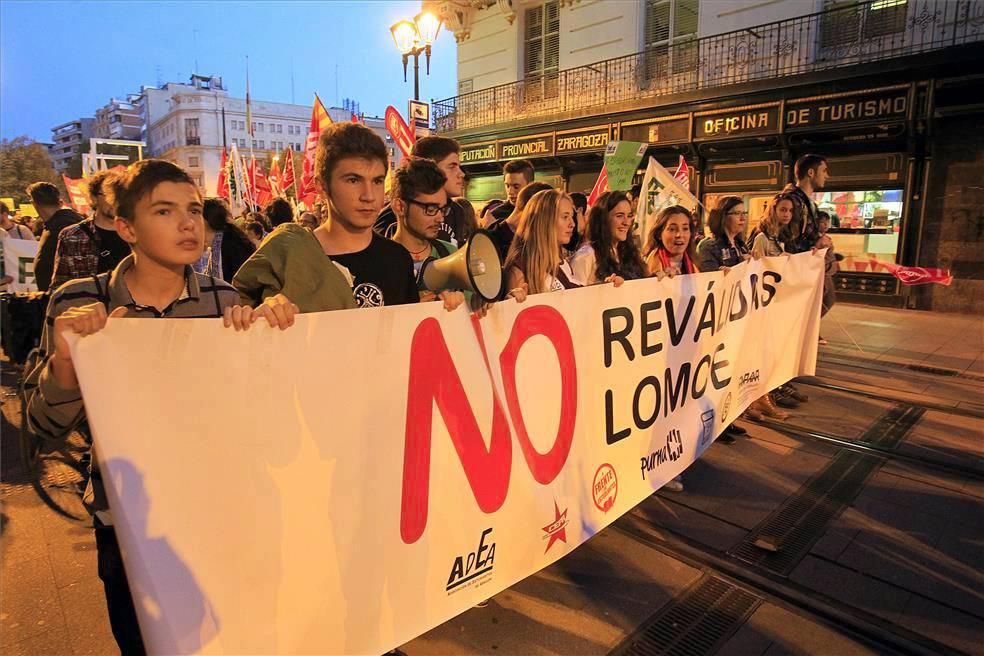 Manifestación contra la Lomce en Zaragoza