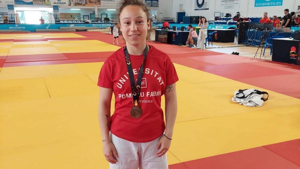 Noelia Jardo, amb la medalla de bronze obtinguda | ARXIU PARTICULAR