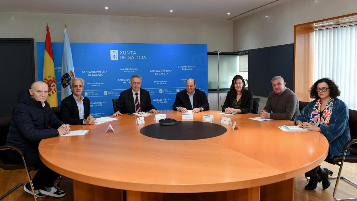 Por la izquierda, Juanatey, Gómez, Caamaño, Simarro, Cañas, Fajardo y Hermo.