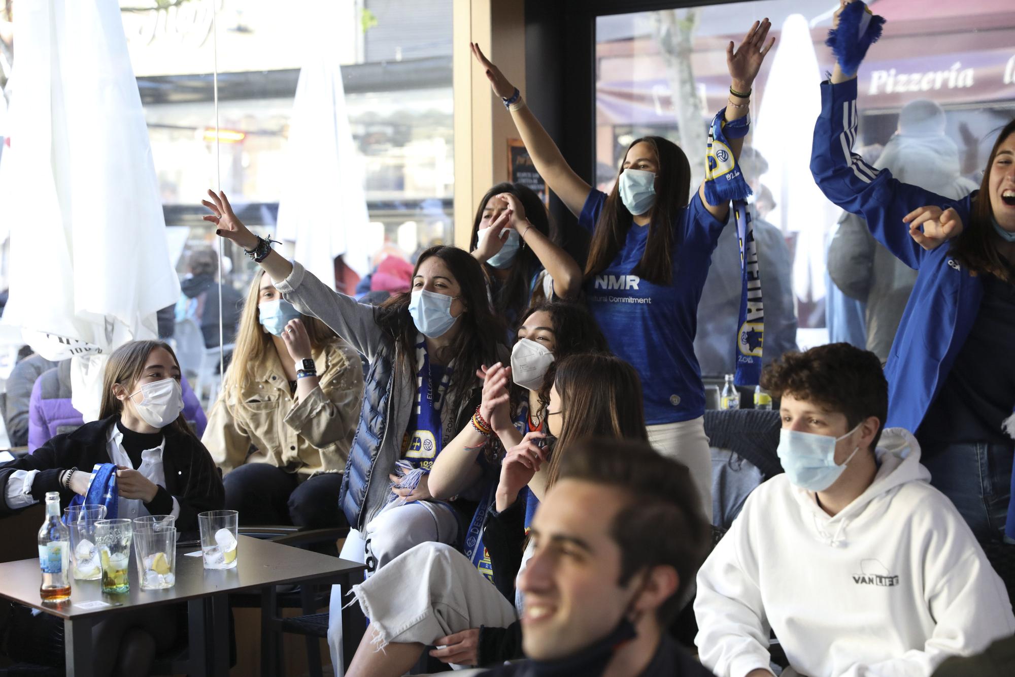 El ambiente en Oviedo durante el derbi