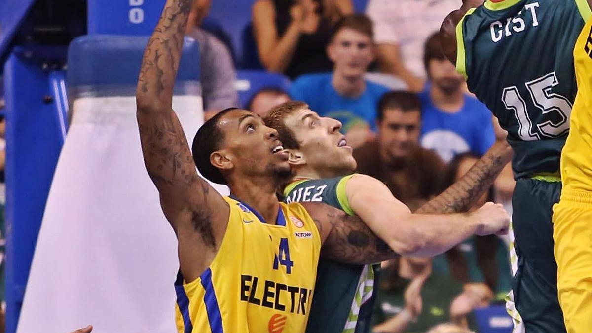 Malcolm Thomas debutó en Euroliga en el Martín Carpena con el Maccabi Tel Aviv.