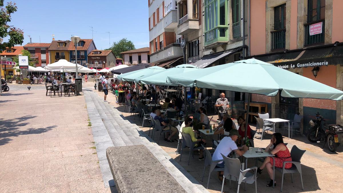 La plaza de Les Campes, esta mañana