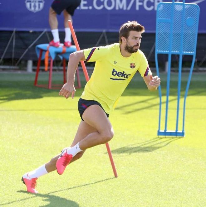 Este viernes la primera plantilla del FC Barcelona ha seguido su puesta a punto después del día de descanso.