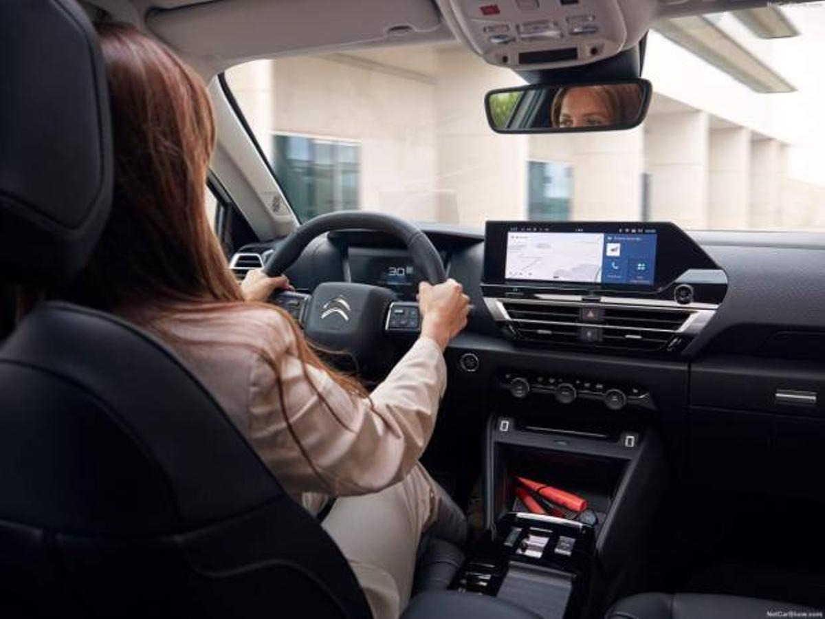 El diseño interior del Citroën C4 X.