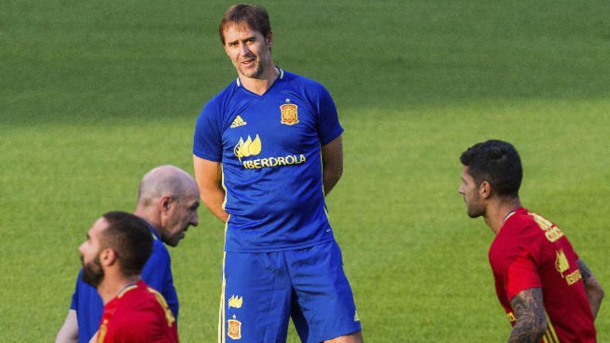 Julen Lopetegui durante un entrenamiento con la selección española.