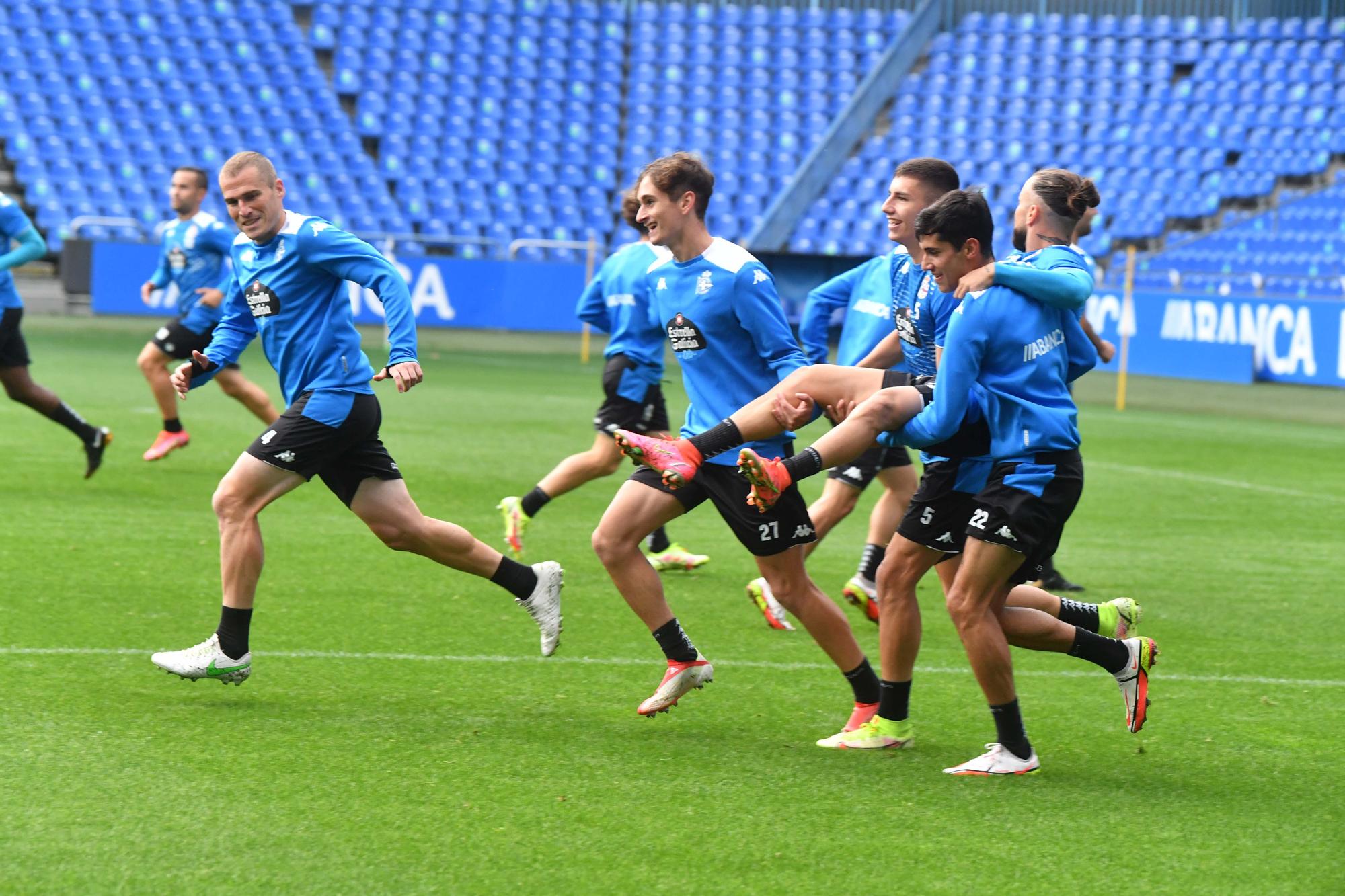 Entrenamiento en Riazor a puerta cerrada