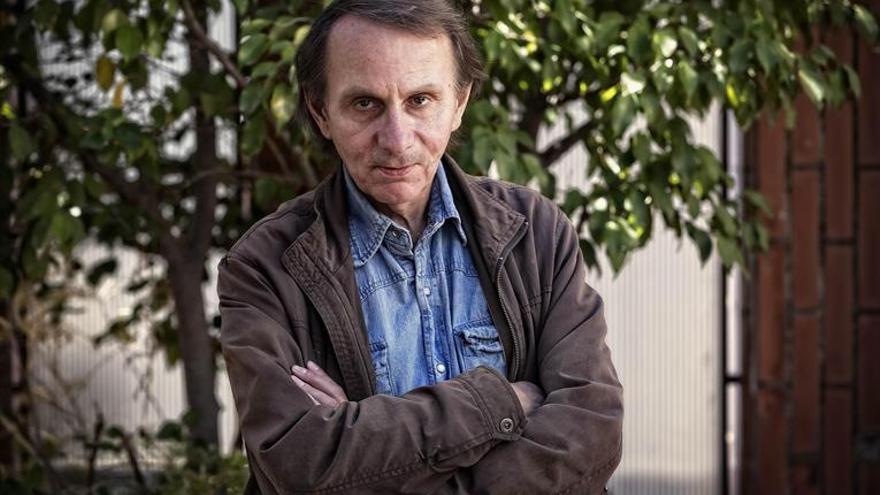 ¿Qué demonios eres, Houellebecq?