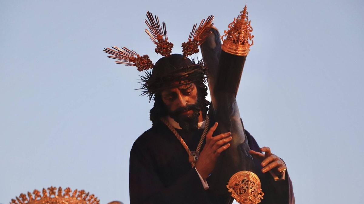 El vía crucis de la Quinta Angustia en Córdoba, en imágenes