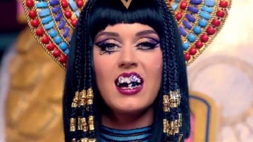 Katy Perry, una reina egipcia en el videoclip de ‘Dark Horse’