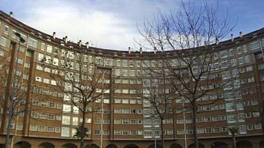 Edificios en Os Rosales.