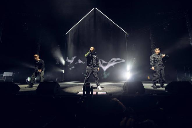 Hijos de la Ruina hacen rugir el Palau Sant Jordi con su rap crecido en los márgenes