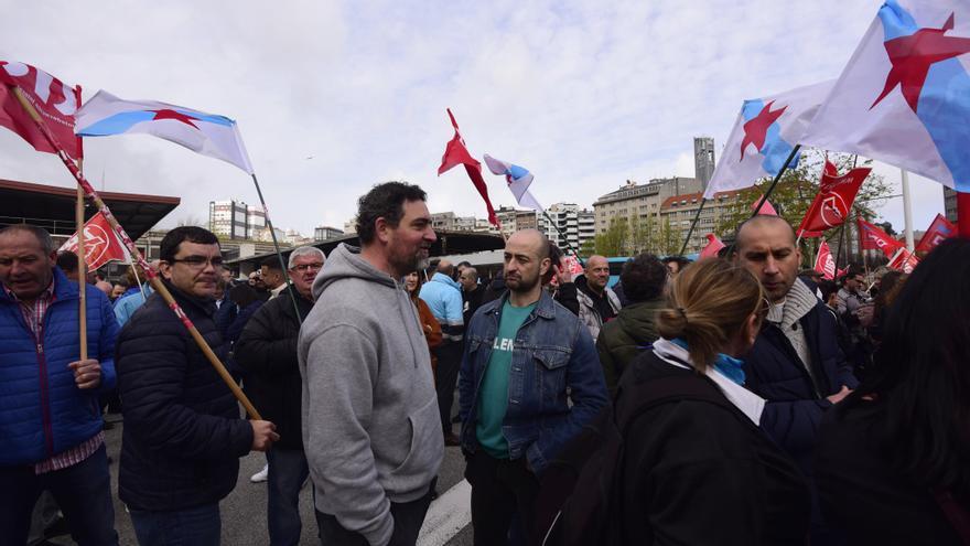 Los piquetes paralizan la estación de autobuses de A Coruña